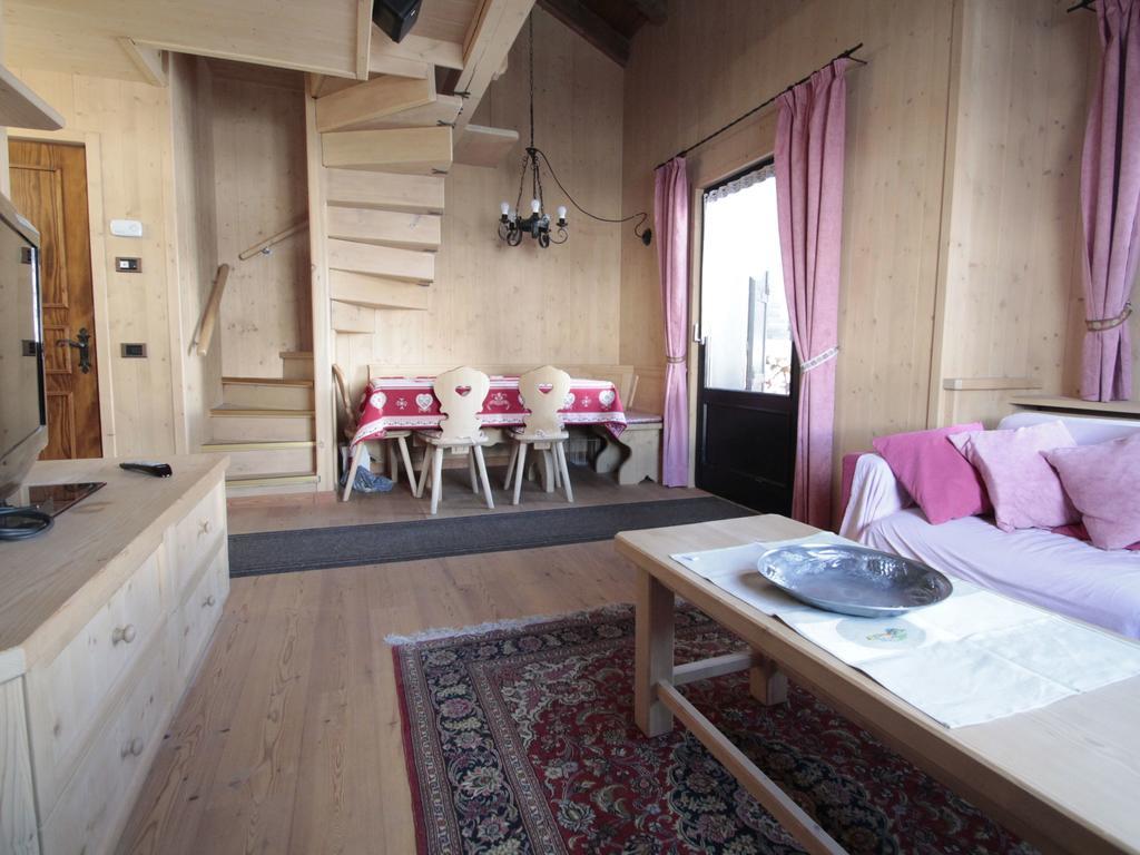 Tranquil Holiday Home In Livigno Italy Near Ski Area Eksteriør bilde