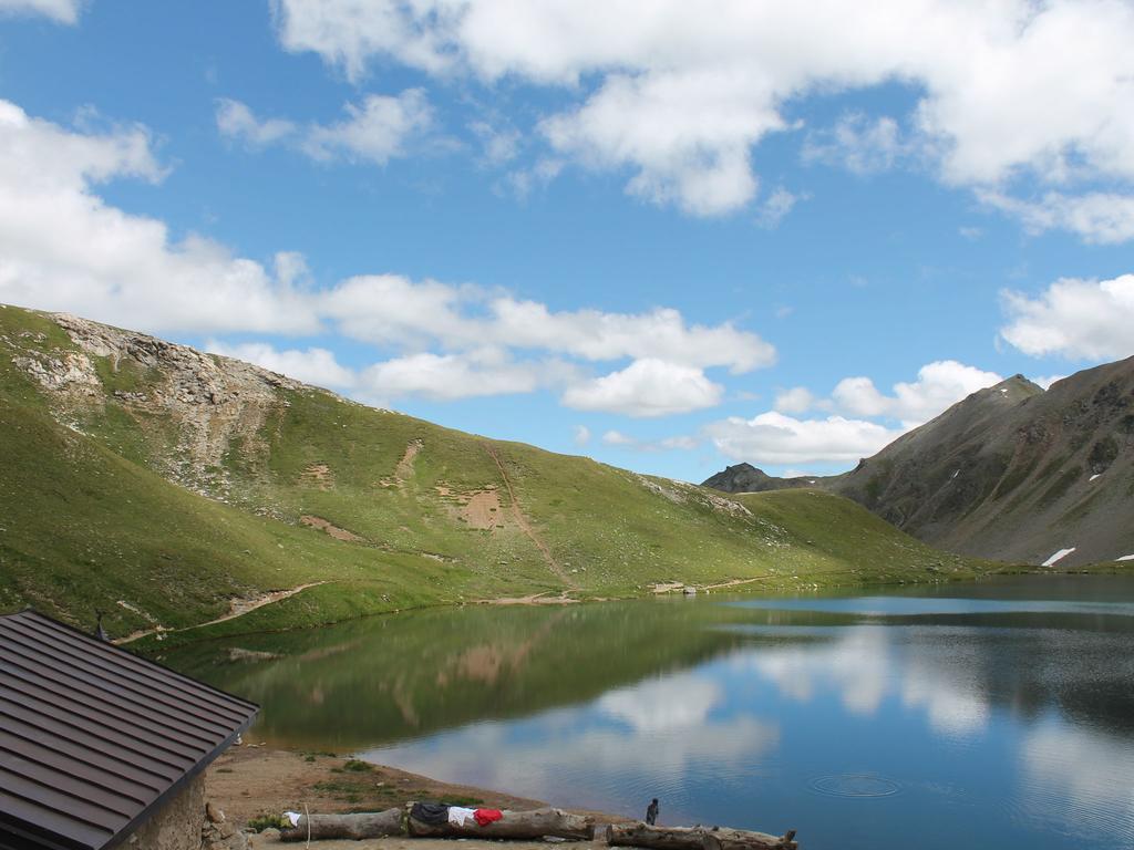 Tranquil Holiday Home In Livigno Italy Near Ski Area Eksteriør bilde