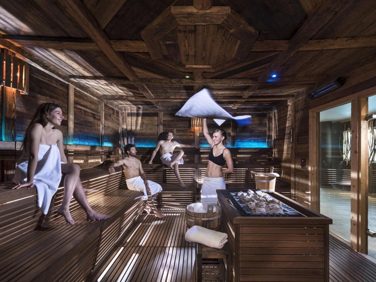 Tranquil Holiday Home In Livigno Italy Near Ski Area Eksteriør bilde